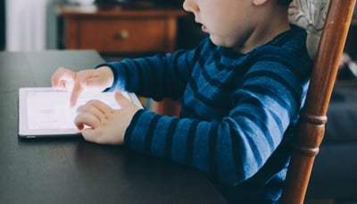 A Therapist’s Perspective: The Best Learning Apps for School-Aged Children